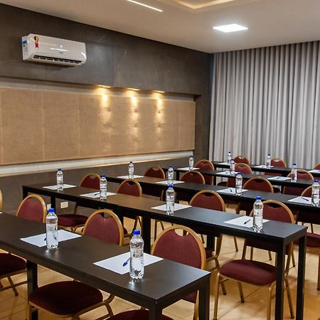 London Hotel Londrina Exterior photo